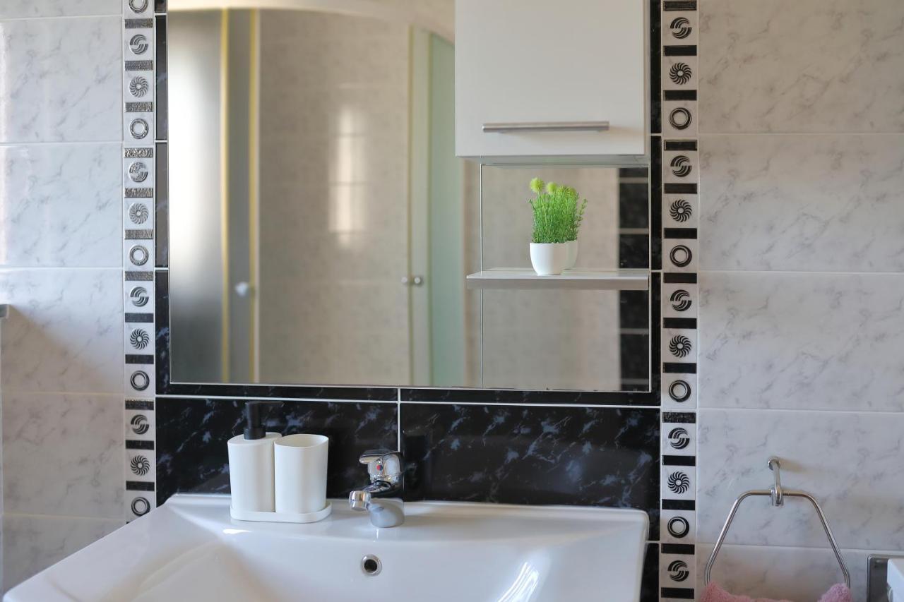 Bane Dvori Apartment บาร์บินเย ภายนอก รูปภาพ