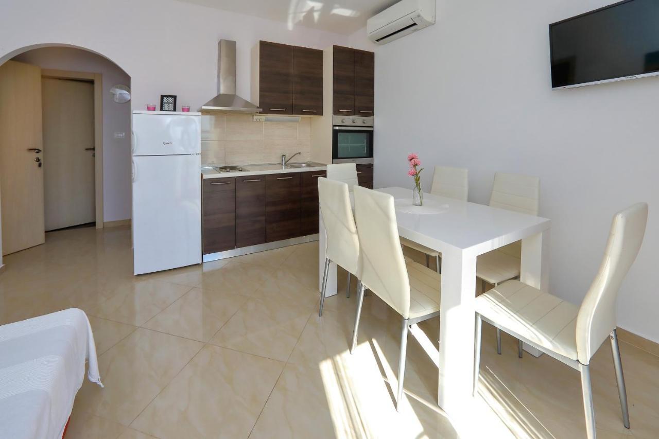Bane Dvori Apartment บาร์บินเย ภายนอก รูปภาพ