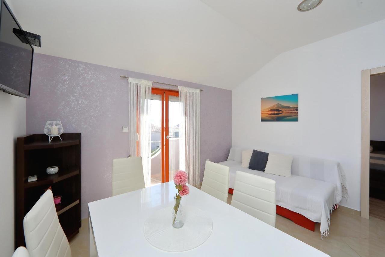 Bane Dvori Apartment บาร์บินเย ภายนอก รูปภาพ