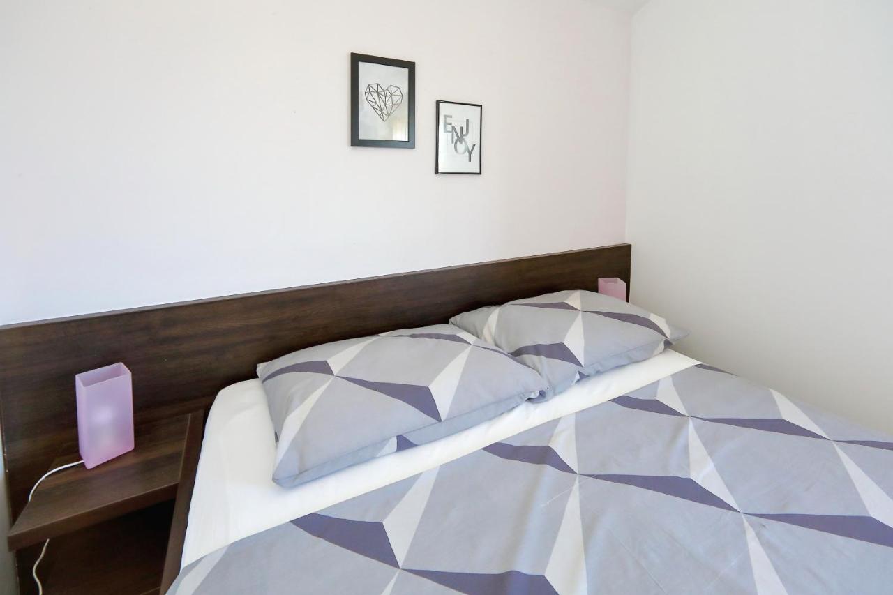 Bane Dvori Apartment บาร์บินเย ภายนอก รูปภาพ